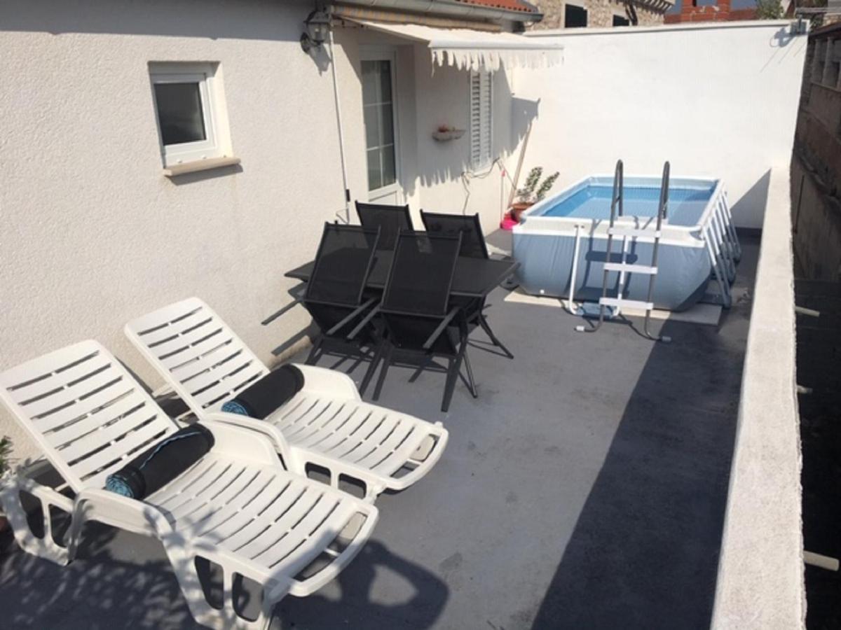 Apartment Glavica Supetar Bagian luar foto